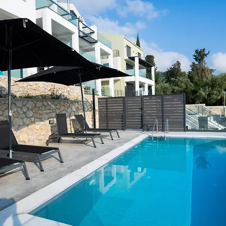 Ionian Bliss Deluxe 니키아나